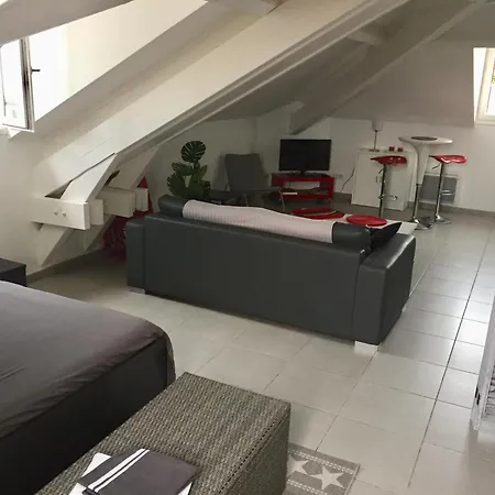 Joli T2 Au Coeur De Apartment *